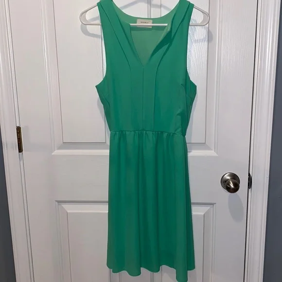 Everly Dresses | Green Medium Everly Sleeveless Dress | Color: Green | Size: M | Treewrightrn's Closet Everly Dresses | Green Medium Everly Sleeveless Dress | Color: Green | Size: M | Treewrightrn's Closet